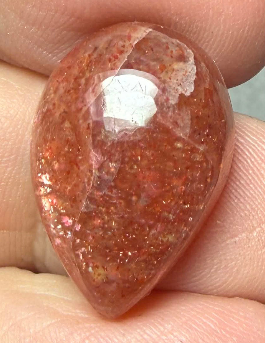 Teardrop 22x15mm Sunstone Cabochon 38