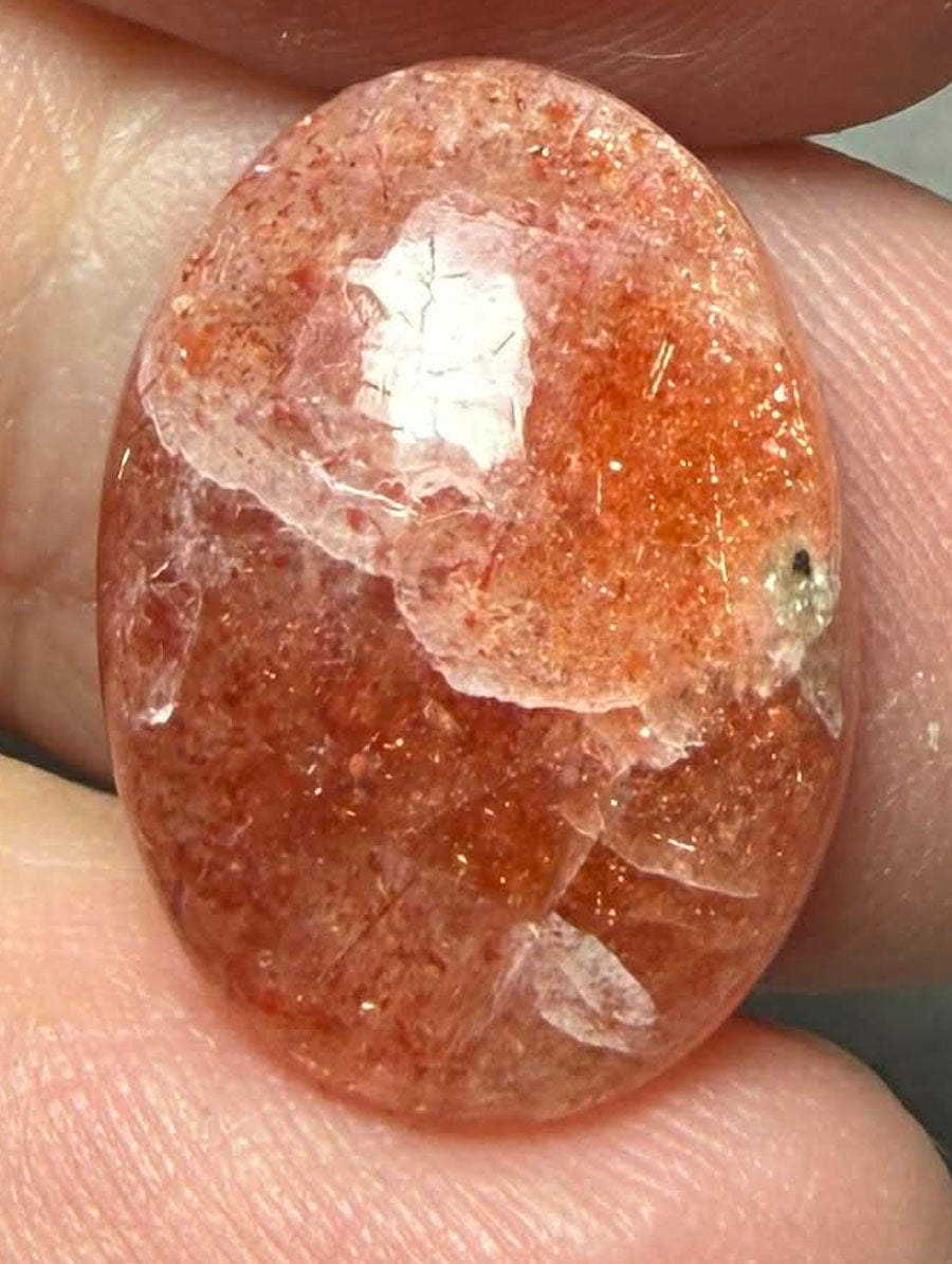 Oval 19x13mm Sunstone Cabochon 44