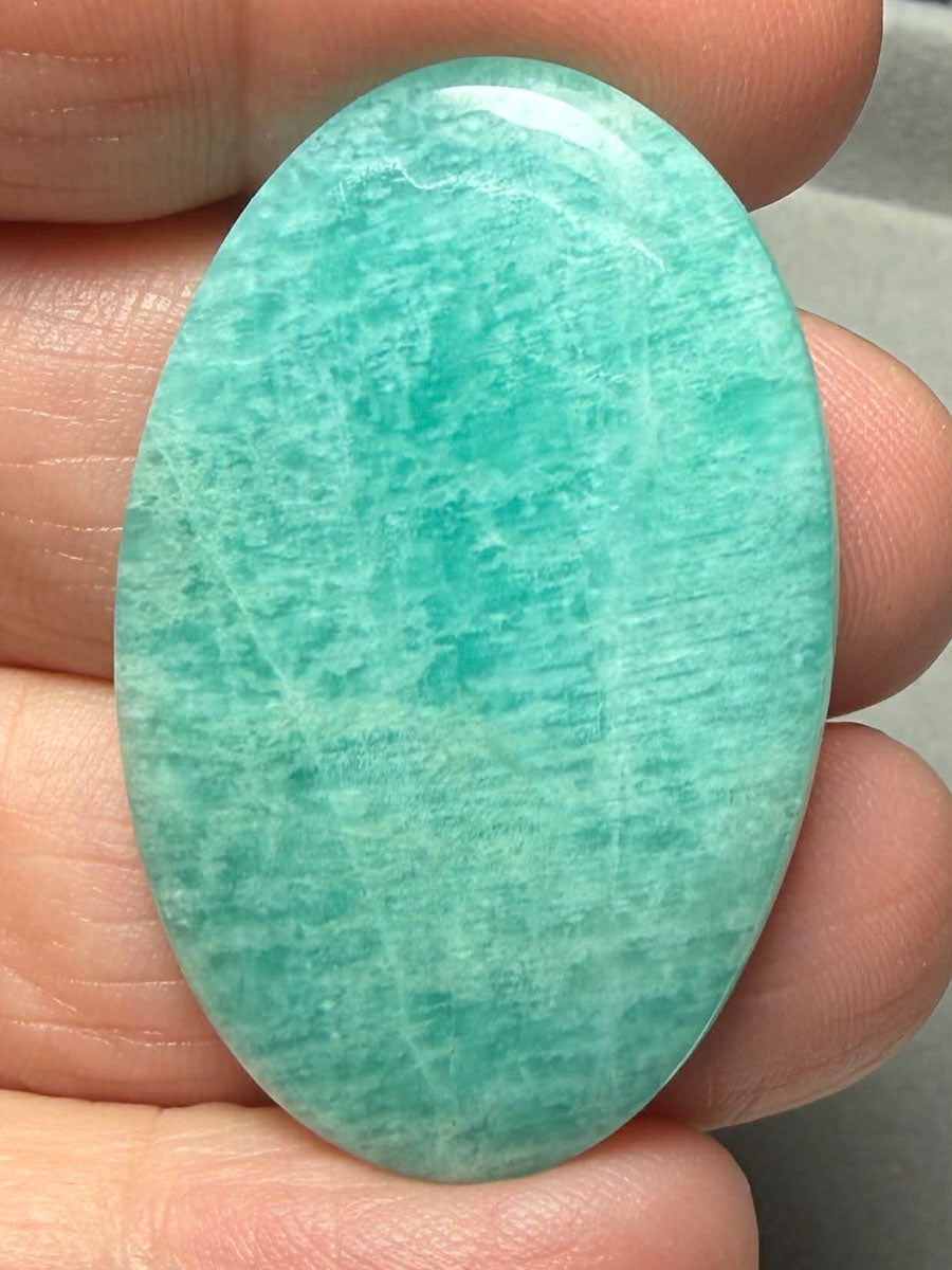 Oval 40x26mm Peruvian Amazonite Cabochon 42