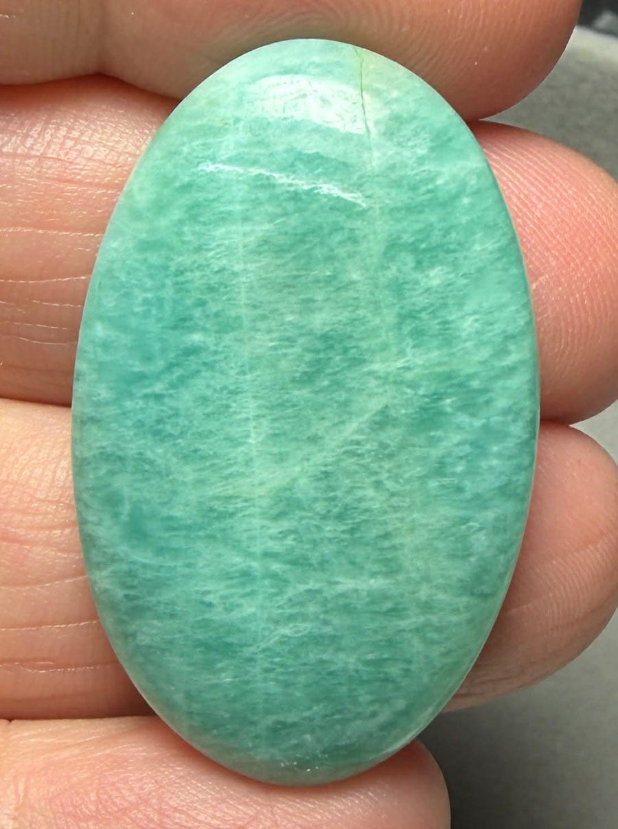 Oval 36x23mm Peruvian Amazonite Cabochon 44