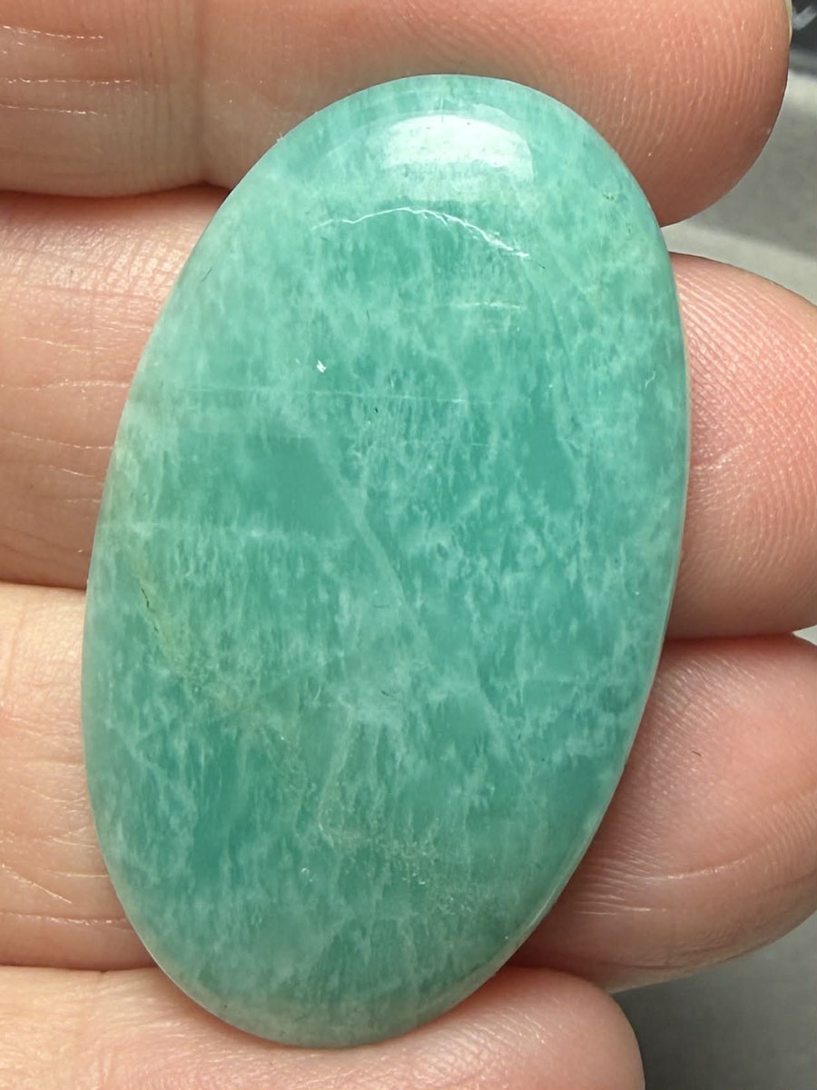 Oval 39x23mm Peruvian Amazonite Cabochon 46