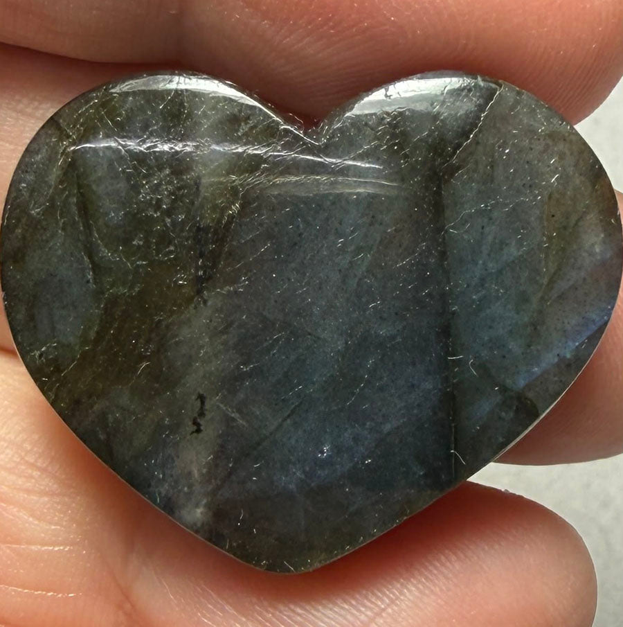 Heart 25x31mm Labradorite Cabochon 38