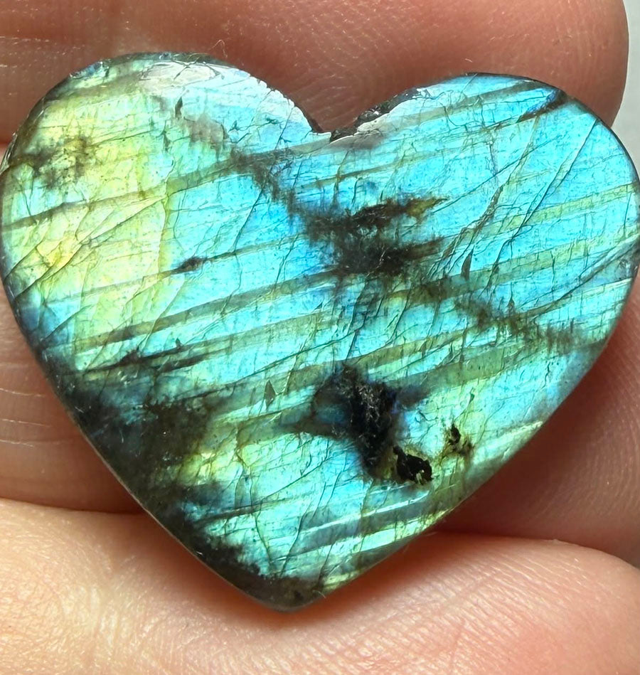 Heart 23x27mm Labradorite Cabochon 42