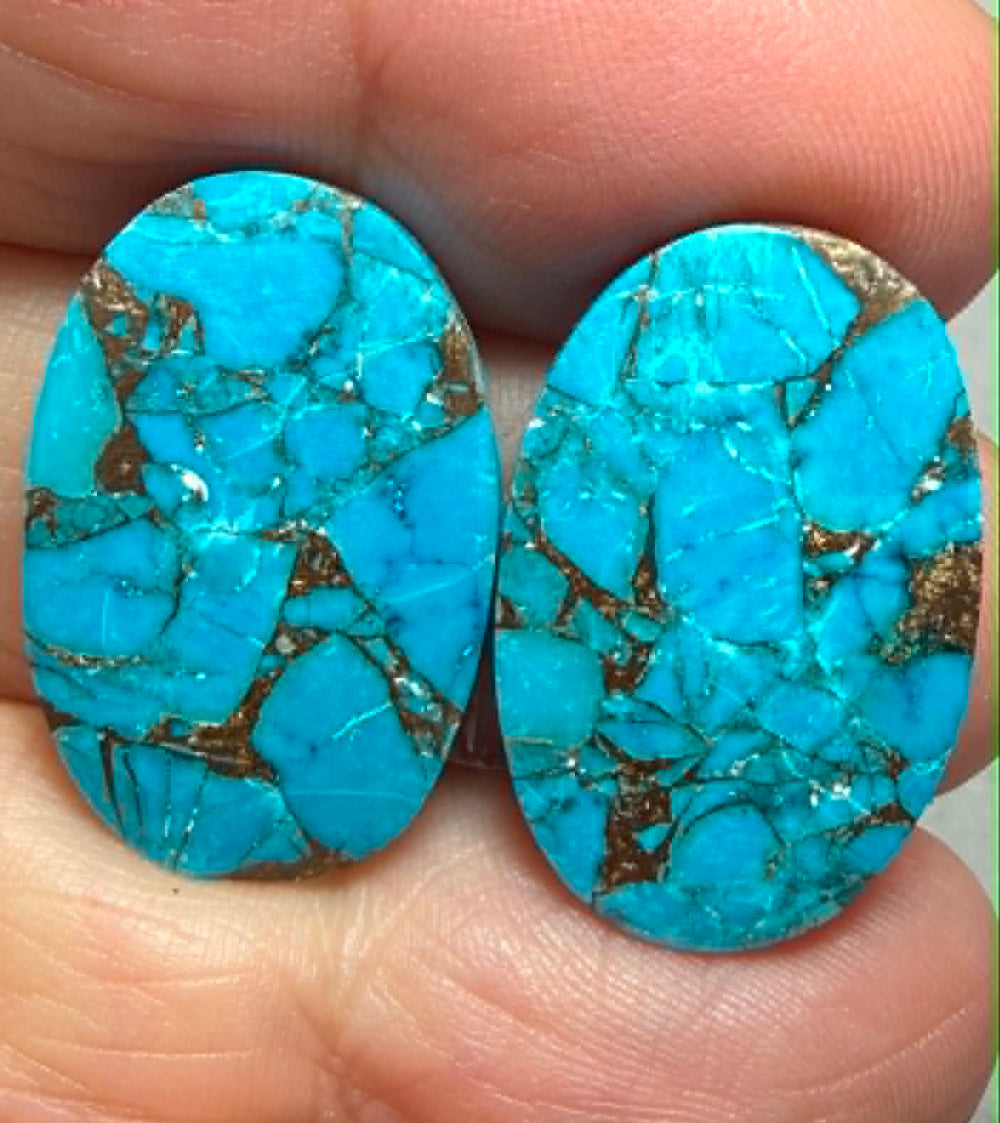 Oval 24x16mm Kingman Turquoise Cabochon Pair 02