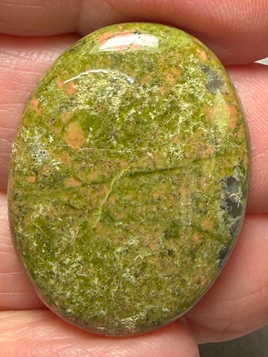 Oval 31x23mm Unakite Cabochon 23
