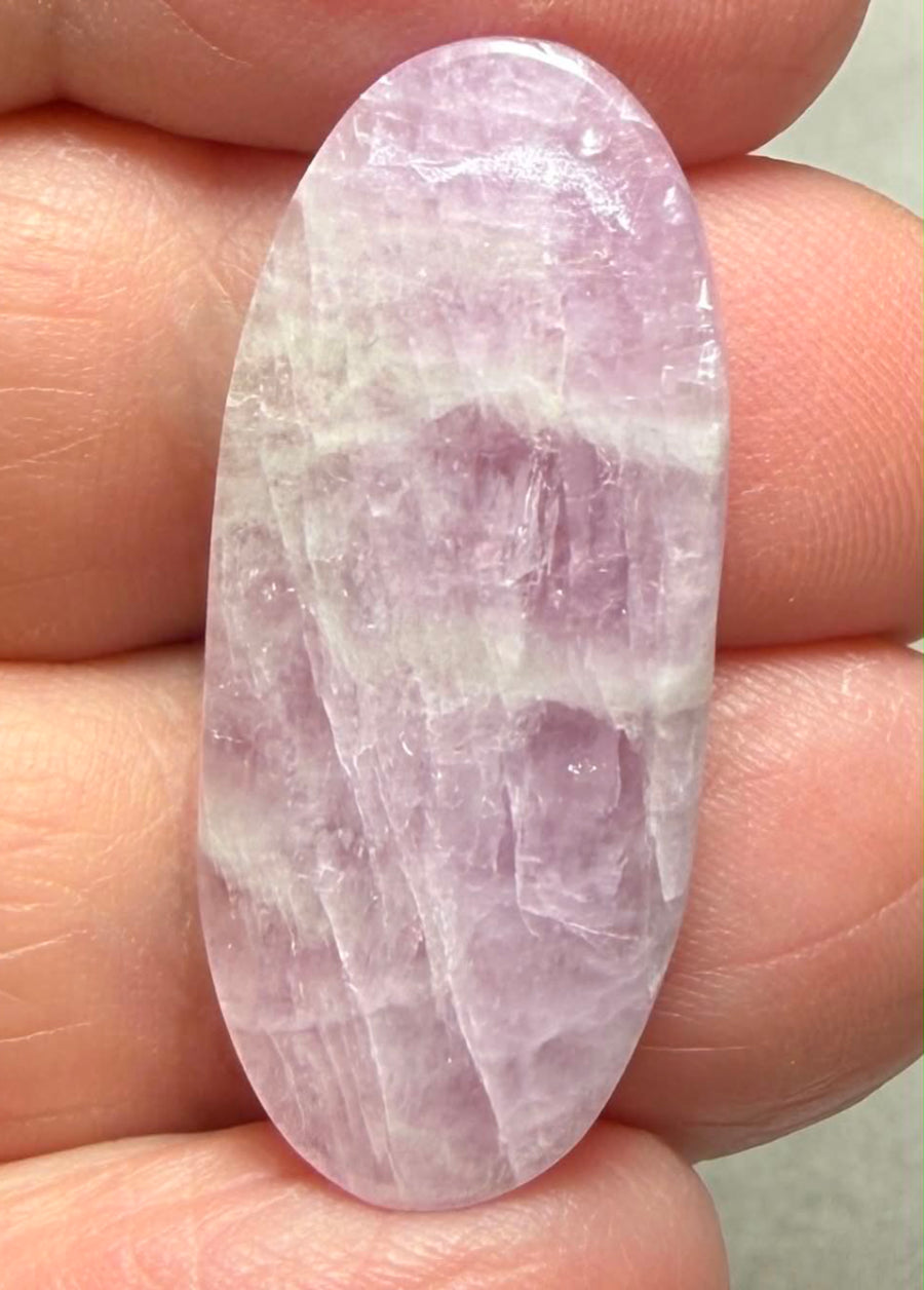 Oval 31x13mm Kunzite Cabochon 32
