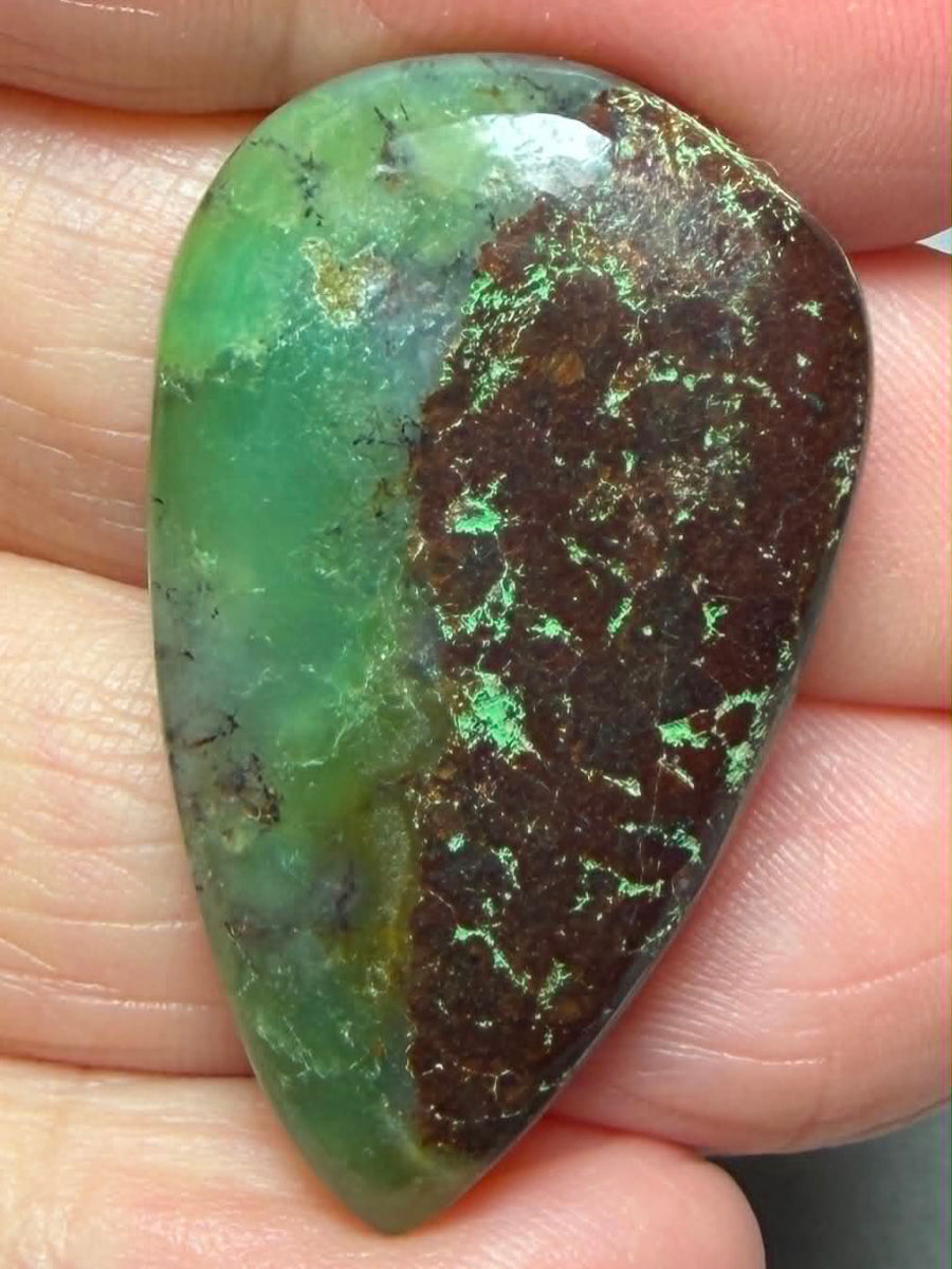 Teardrop 35x21mm Chrysoprase Cabochon 51
