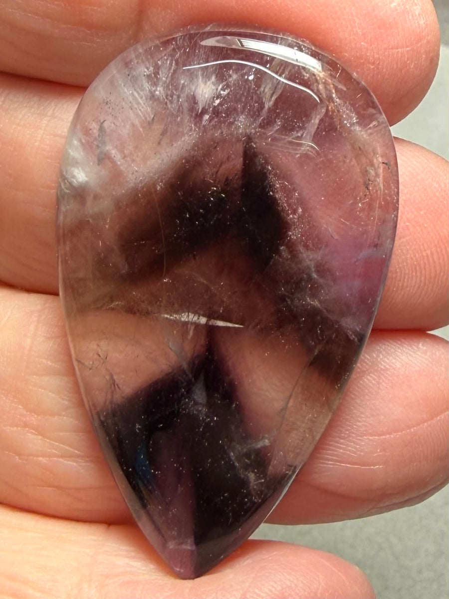 Teardrop 43x26mm Phantom Amethyst Cabochon 27