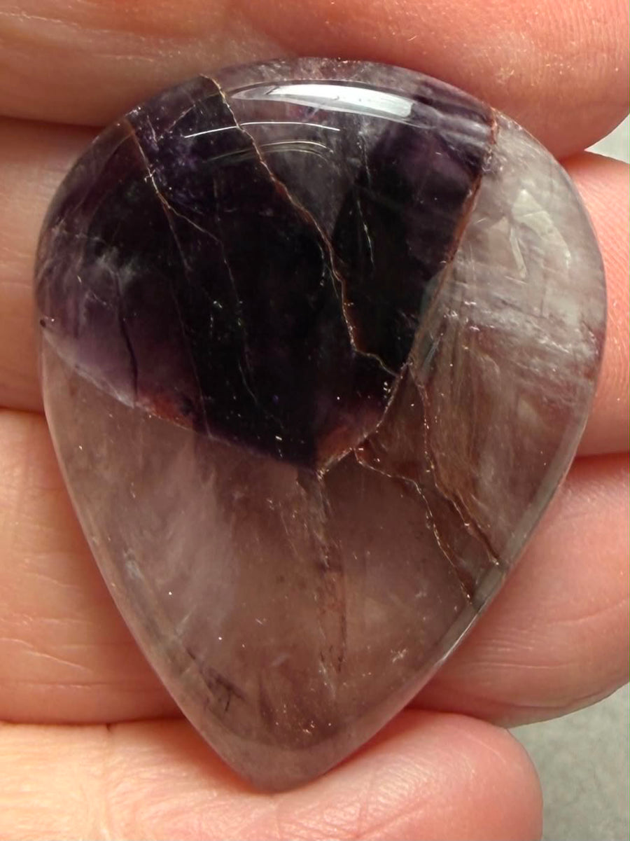 Teardrop 36x28mm Phantom Amethyst Cabochon 31