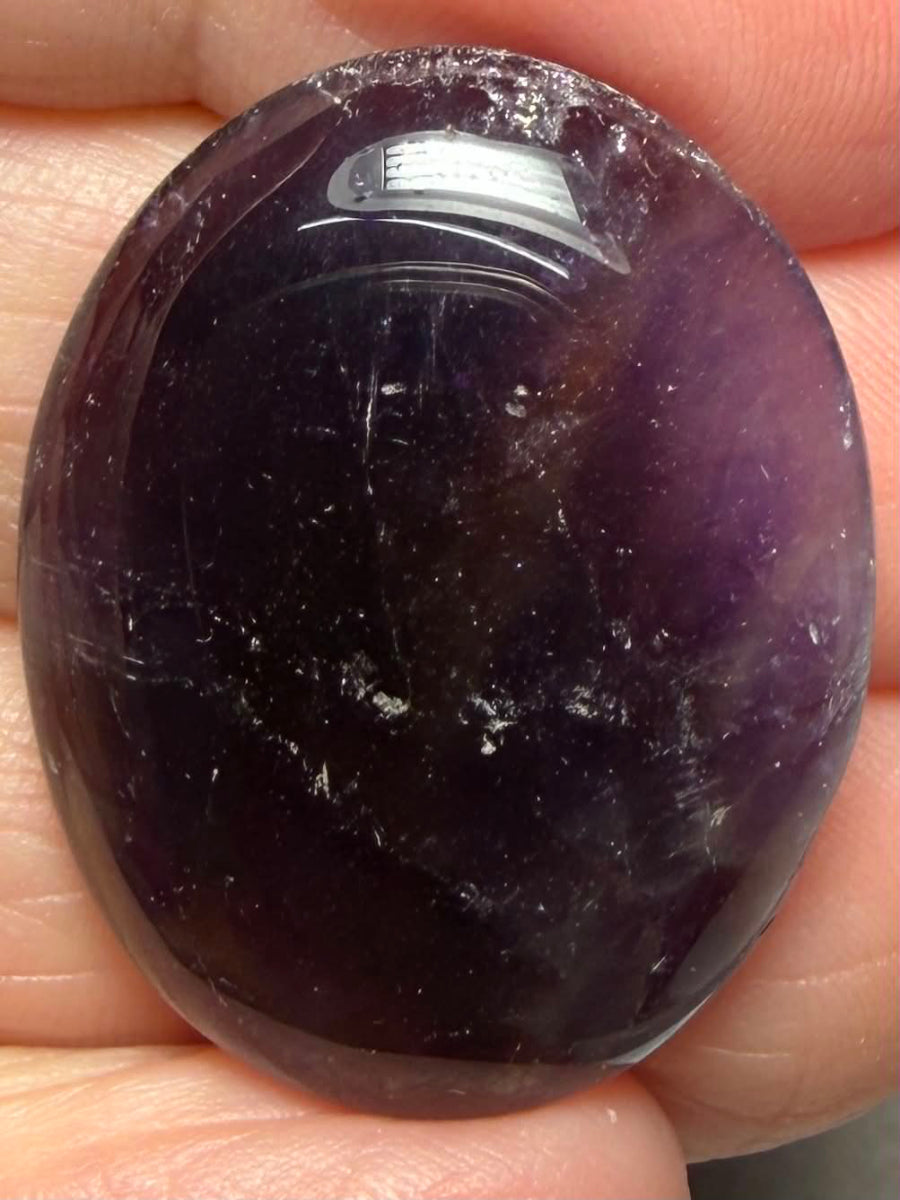 Oval 30x23mm Amethyst Cabochon 09