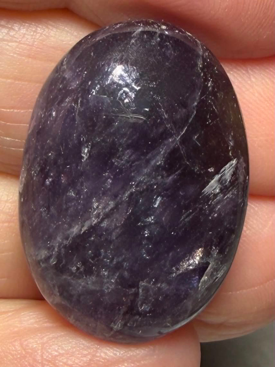 Oval 27x19mm Amethyst Cabochon 20