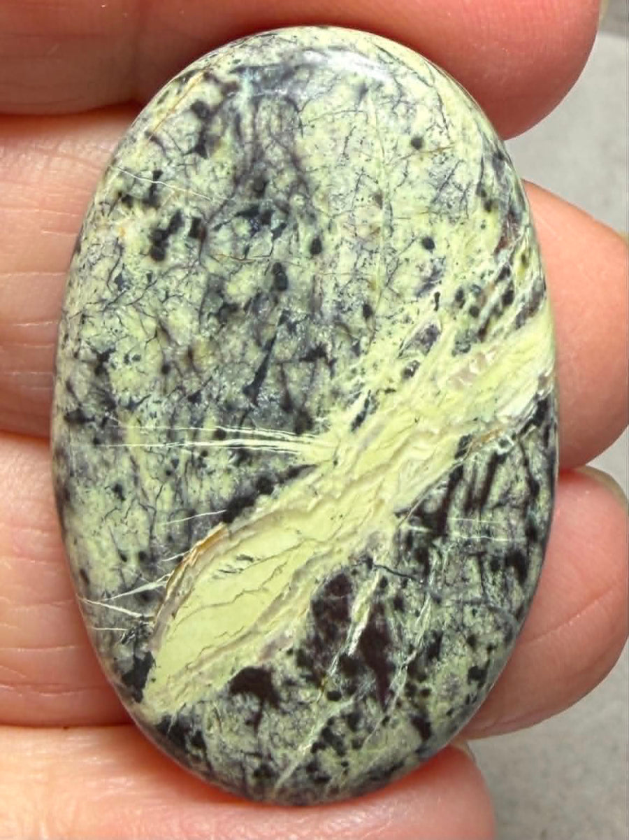 Oval 38x25mm Lemon Chrysoprase Cabochon 27