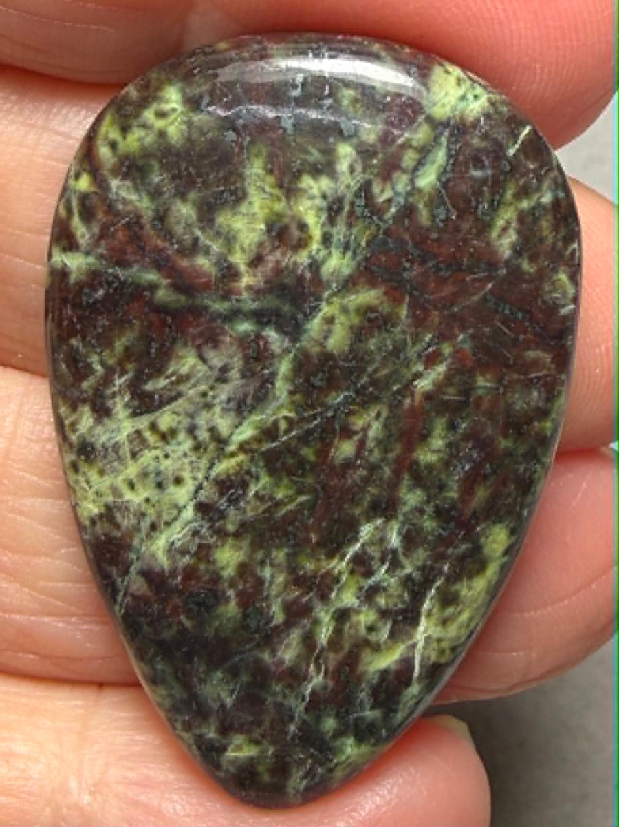 Teardrop 40x27mm Lemon Chrysoprase Cabochon 32