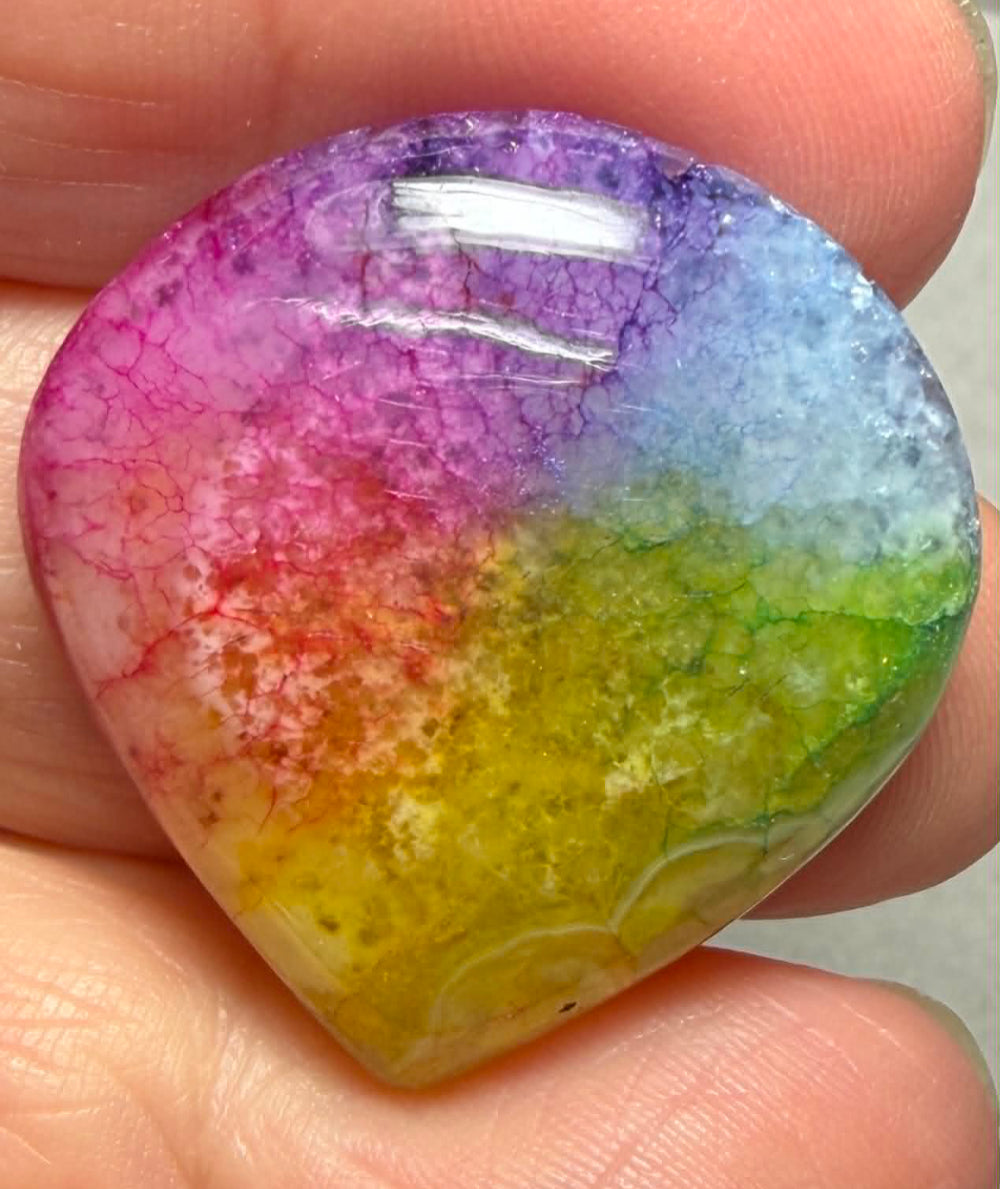 Teardrop 30x29mm Rainbow Solar Quartz Cabochon 108