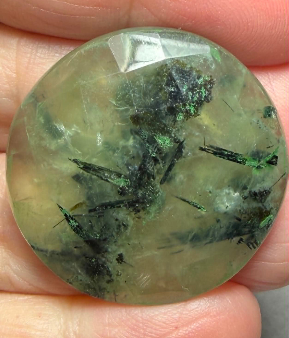 Round 32x32mm Faceted Prehnite Cabochon 05