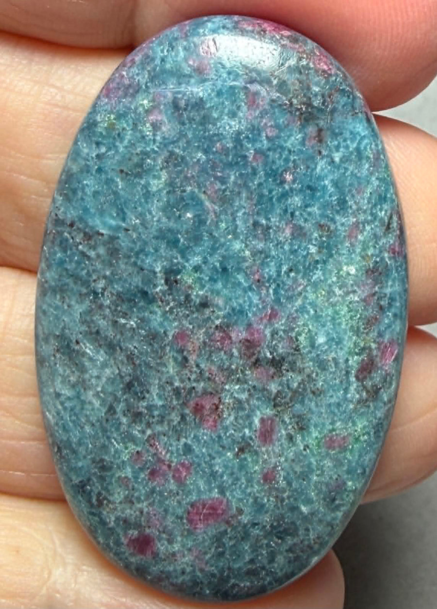 Oval 43x27mm Ruby Kyanite Cabochon 45