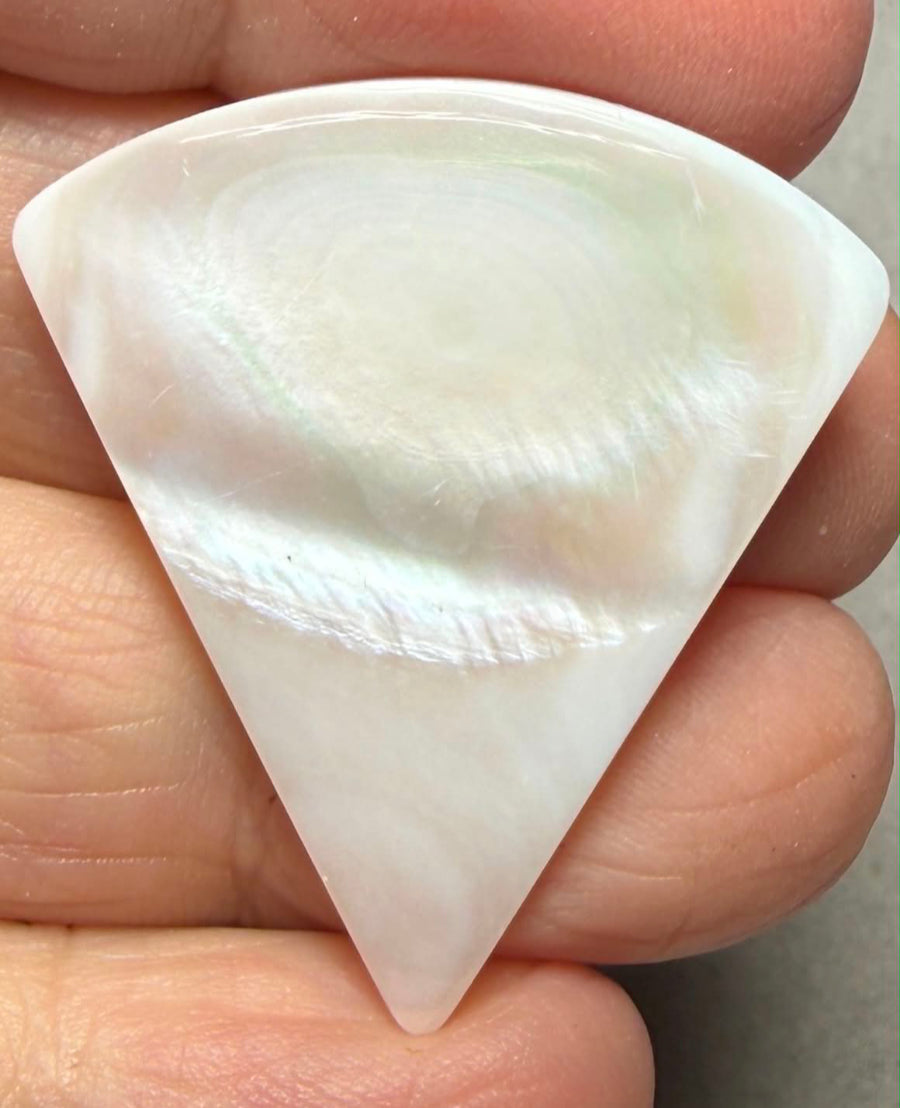 Freeform 34x31mm Mother of Pearl Cabochon 45