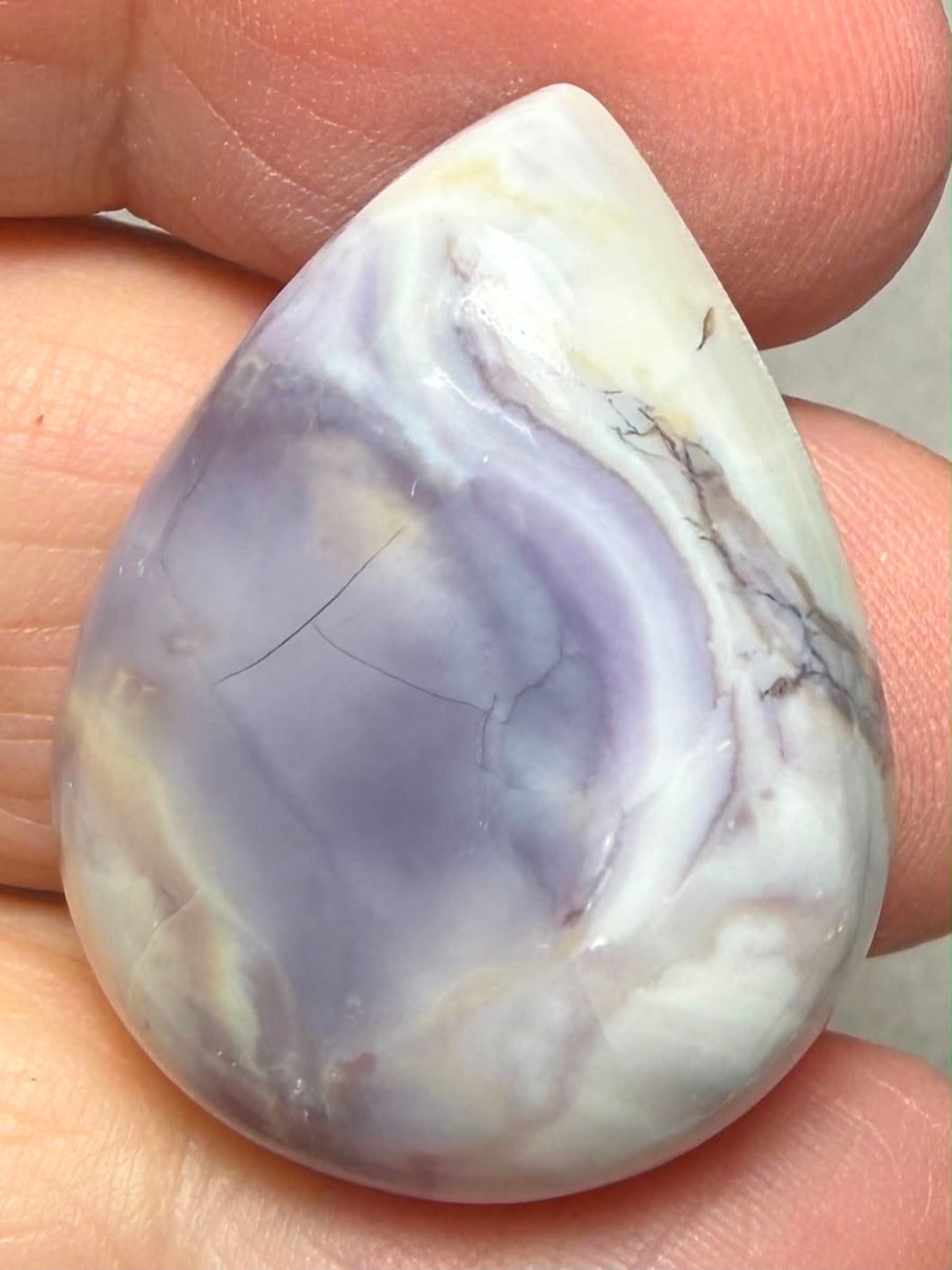 Teardrop 30x23mm Tiffany Stone Cabochon 63