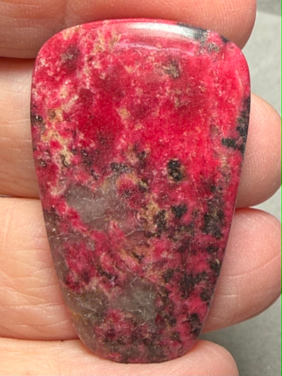 Freeform 42x25mm Thulite Cabochon 72