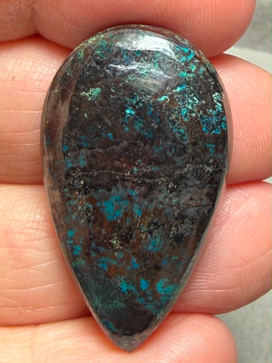 Teardrop 35x20mm Shattuckite Cabochon 105