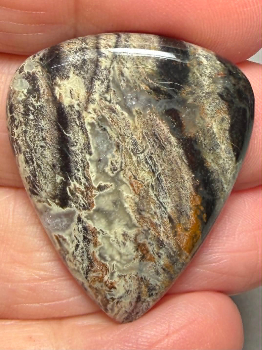 Teardrop 35x28mm Snake Jasper Cabochon 42