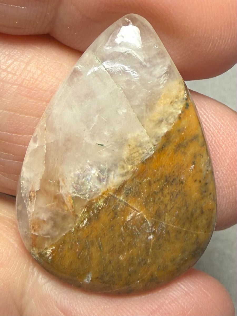 Teardrop 32x23mm Honey Dendritic Quartz Cabochon 08
