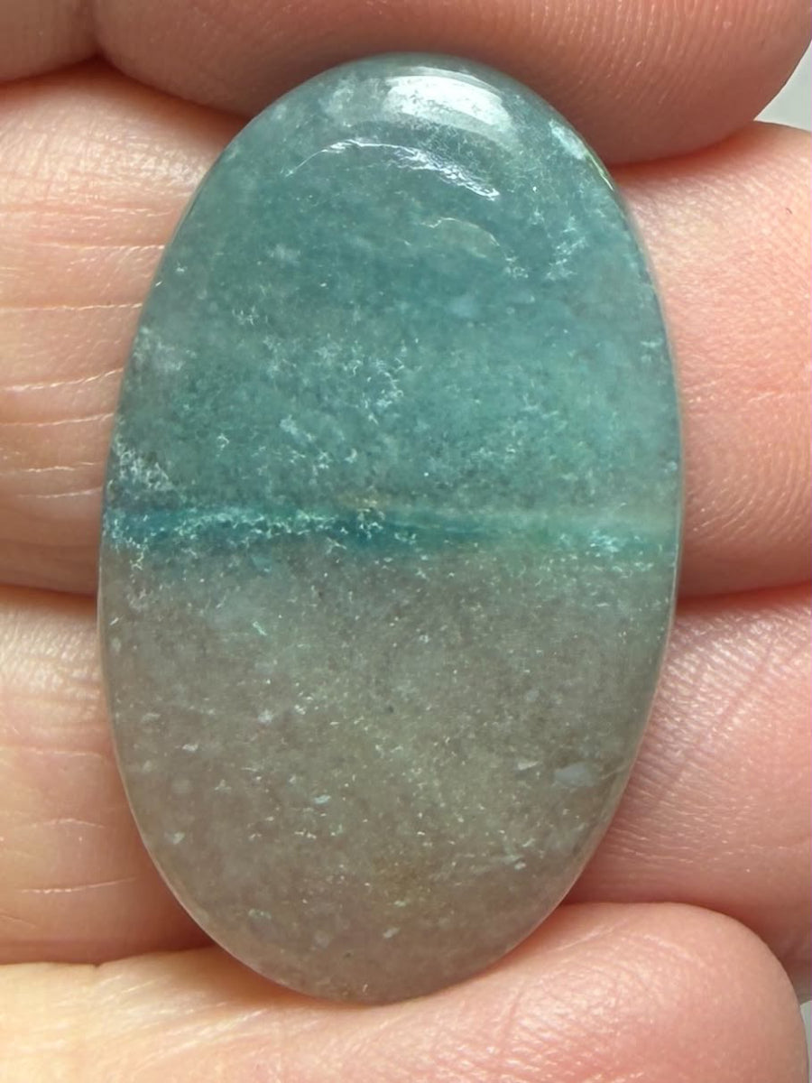 Oval 29x18mm Trolleite Cabochon 65