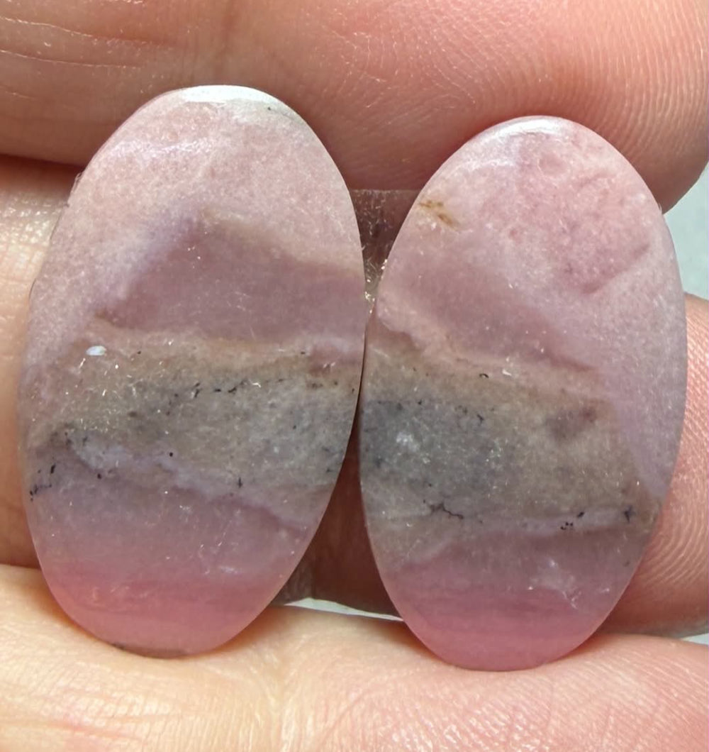 Oval 25x14mm Peruvian Pink Opal Cabochon Pair 31