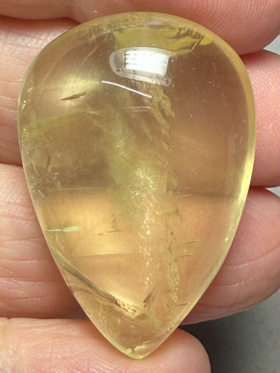 Teardrop 35x24mm Lemon Quartz Cabochon 04