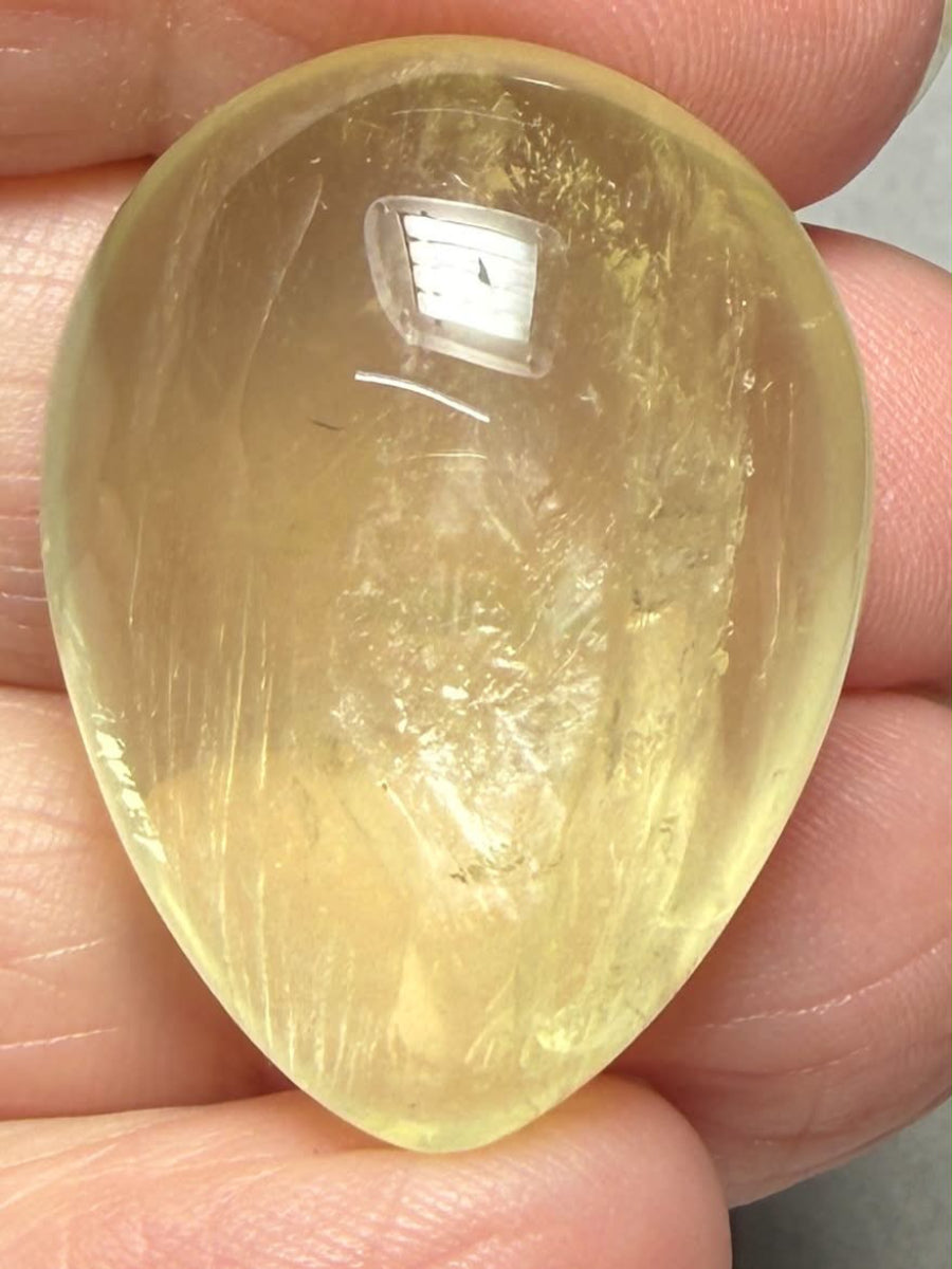 Teardrop 30x23mm Lemon Quartz Cabochon 09
