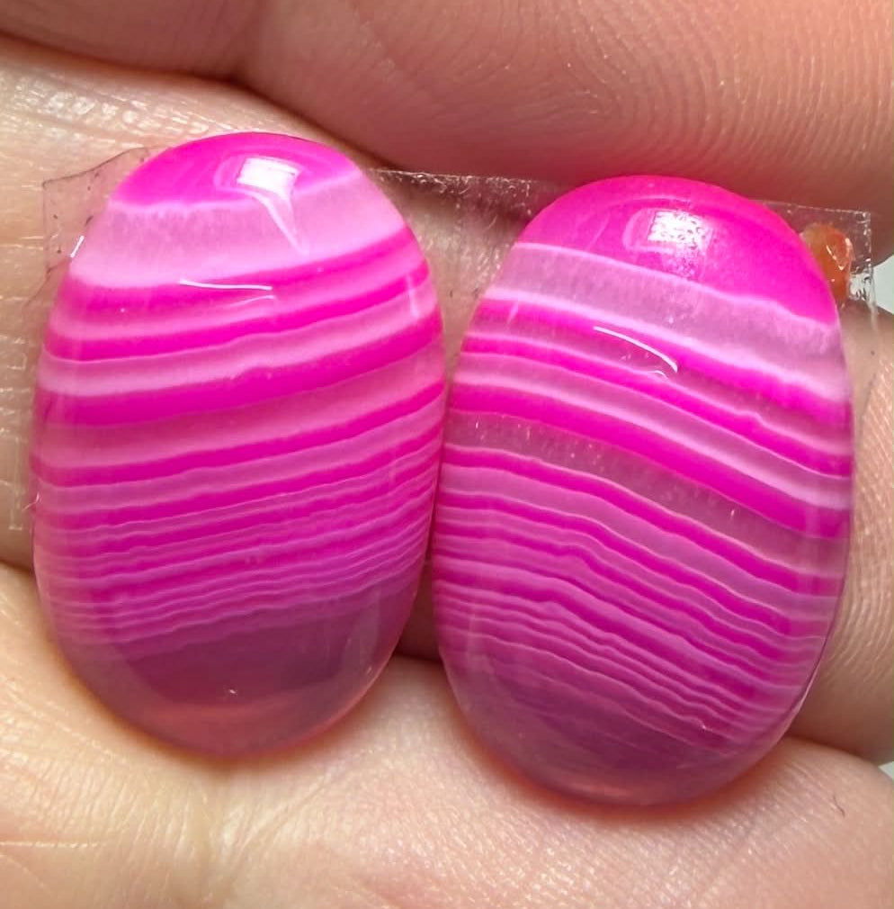 Oval 19x12mm Coloured Agate Cabochon Pair 75