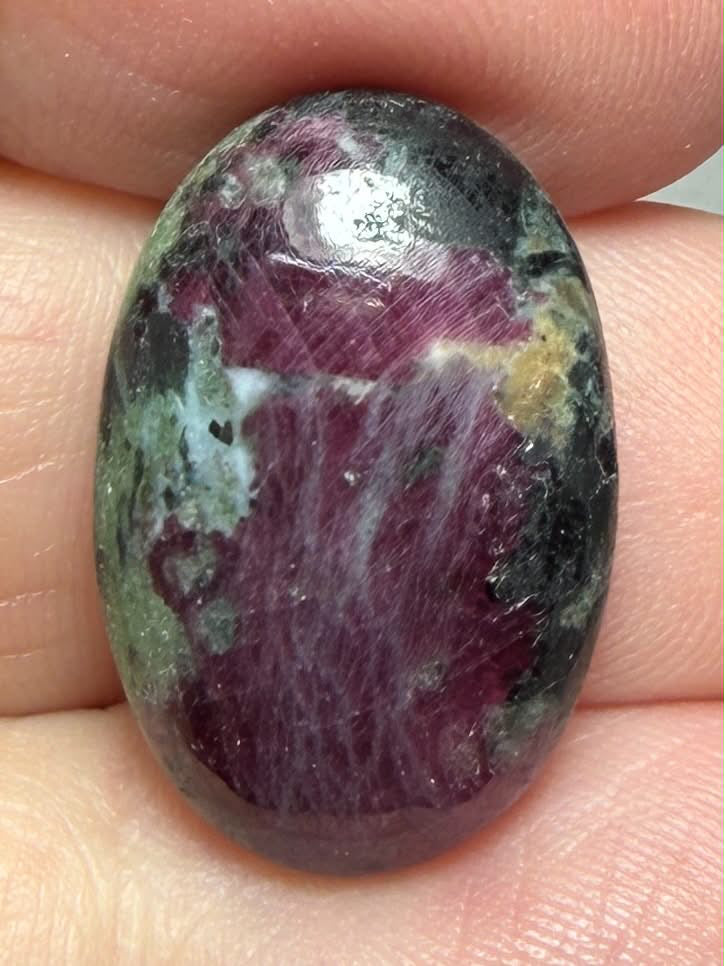 Oval 22x14mm Ruby Zoisite Cabochon 41