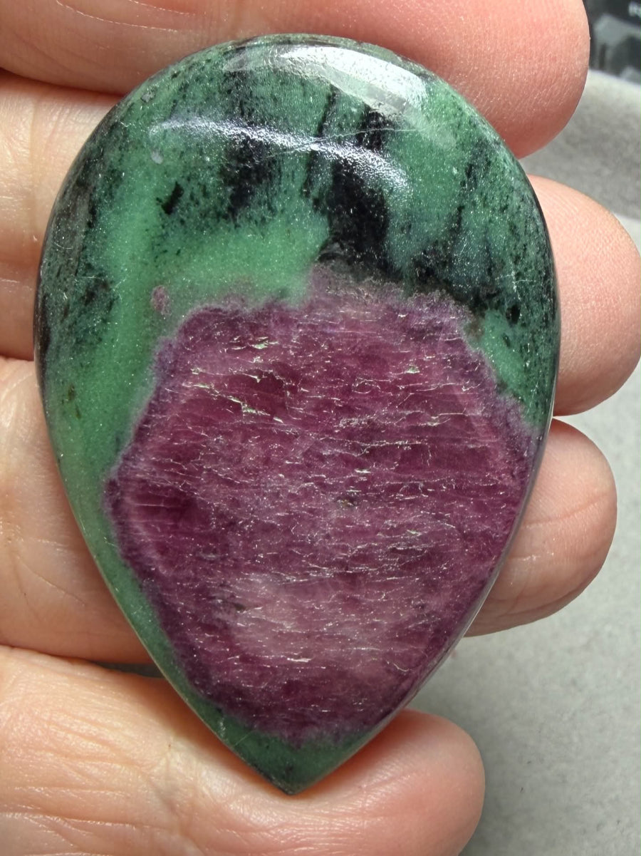 Teardrop 49x34mm Ruby Zoisite Cabochon 90