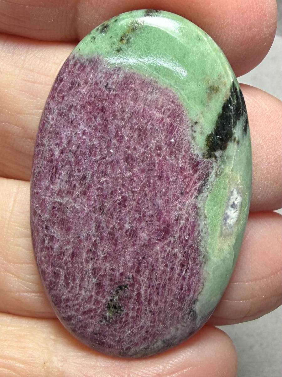 Oval 40x25mm Ruby Zoisite Cabochon 91