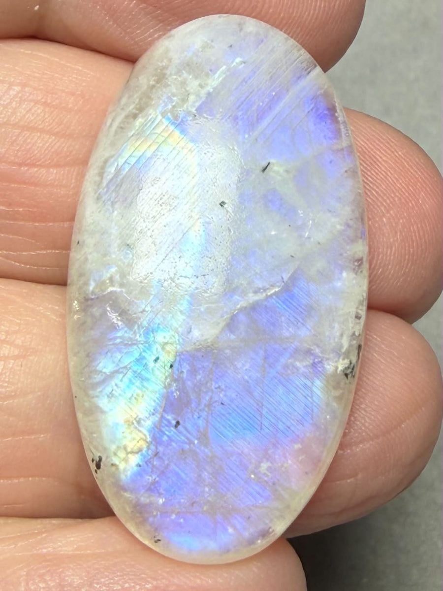 Oval 35x19mm Rainbow Moonstone Cabochon 88