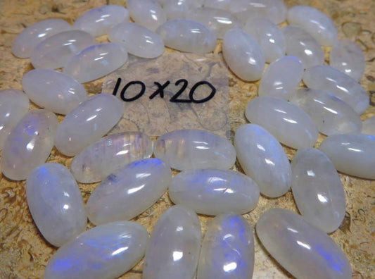 Single Oval 20x10mm Rainbow Moonstone Cabochon