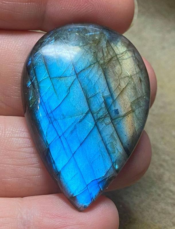 Teardrop 44x31mm Labradorite Cabochon 88