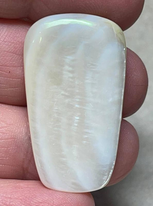 Freeform 36x21mm Mother of Pearl Cabochon 02