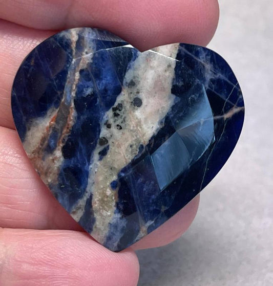 Heart 34x37mm Faceted Sodalite Cabochon 04