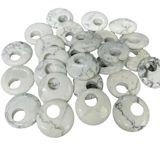 Single Round 30mm Howlite Gogo Donut