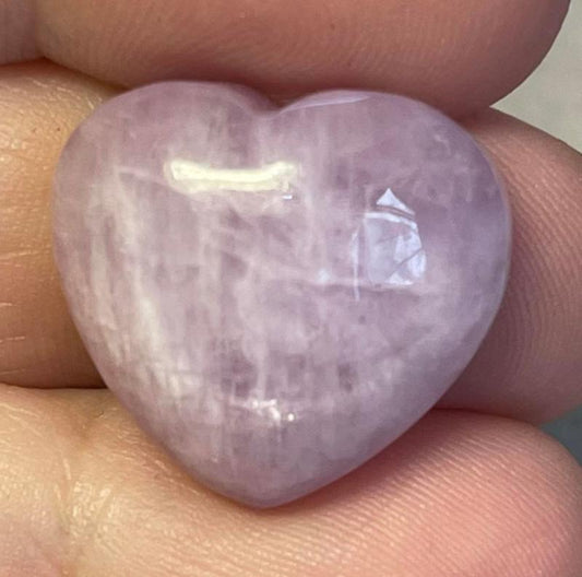 Heart 19x21mm Kunzite Cabochon 13