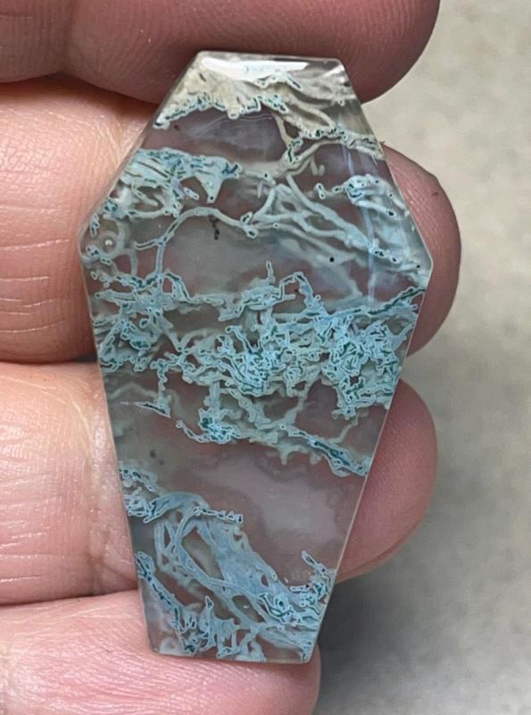 Coffin 39x22mm Lichen in Quartz Cabochon 44
