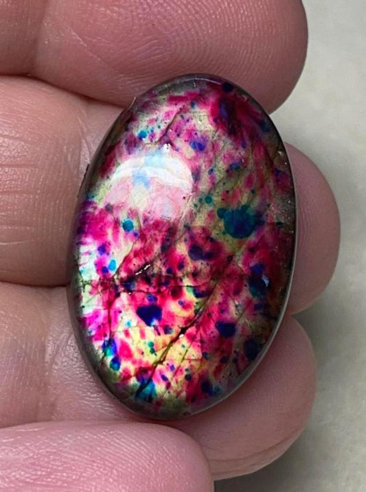 Oval 29x19mm Tie Dye Coloured Labradorite Cabochon 52