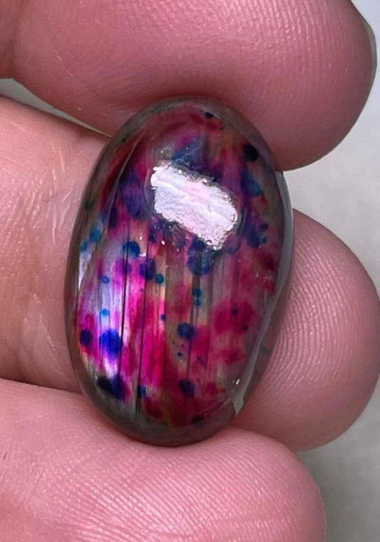 Oval 23x15mm Tie Dye Coloured Labradorite Cabochon 91