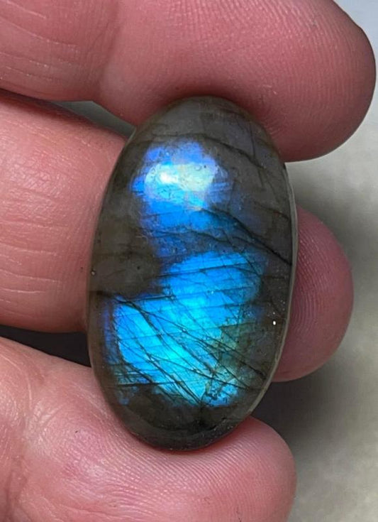 Oval 30x18mm Labradorite Cabochon 109