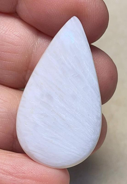 Teardrop 39x22mm White Scolecite Cabochon 16