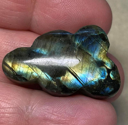 Cloud 22x33mm Labradorite Cabochon 01