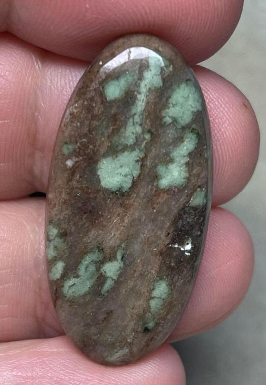 Oval 35x17mm Nundoorite Cabochon 01
