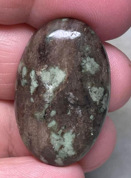 Oval 33x21mm Nundoorite Cabochon 14