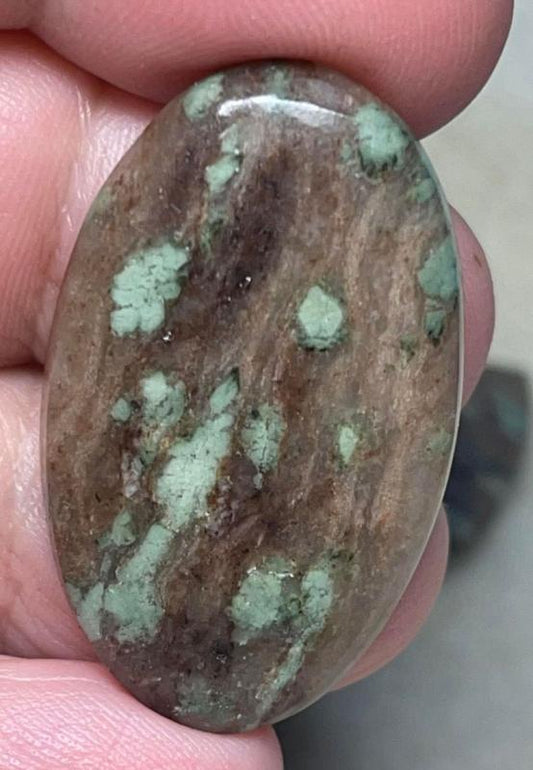 Oval 35x21mm Nundoorite Cabochon 29